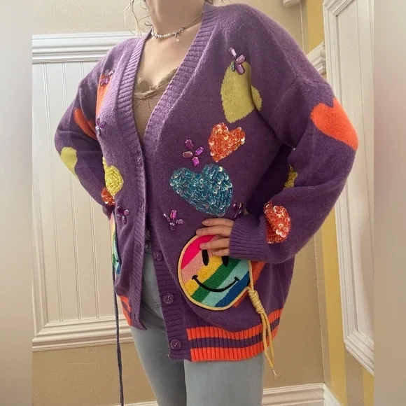 Vibrant Heart Patterned Women's Cardigan - Picture 9 of 9
